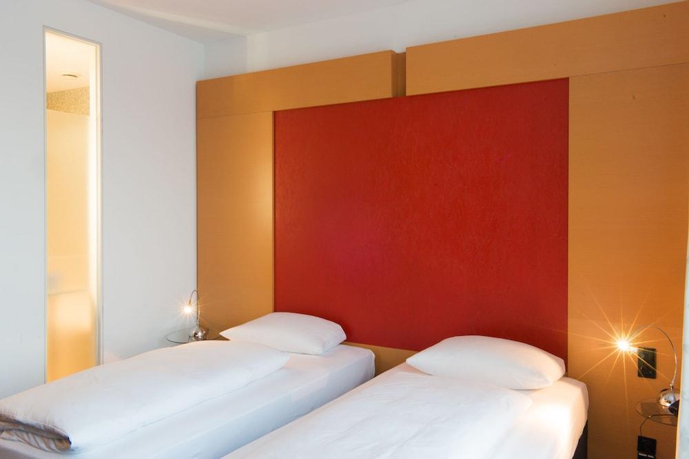 Four Ratingen Dusseldorf Airport Hotel Екстериор снимка