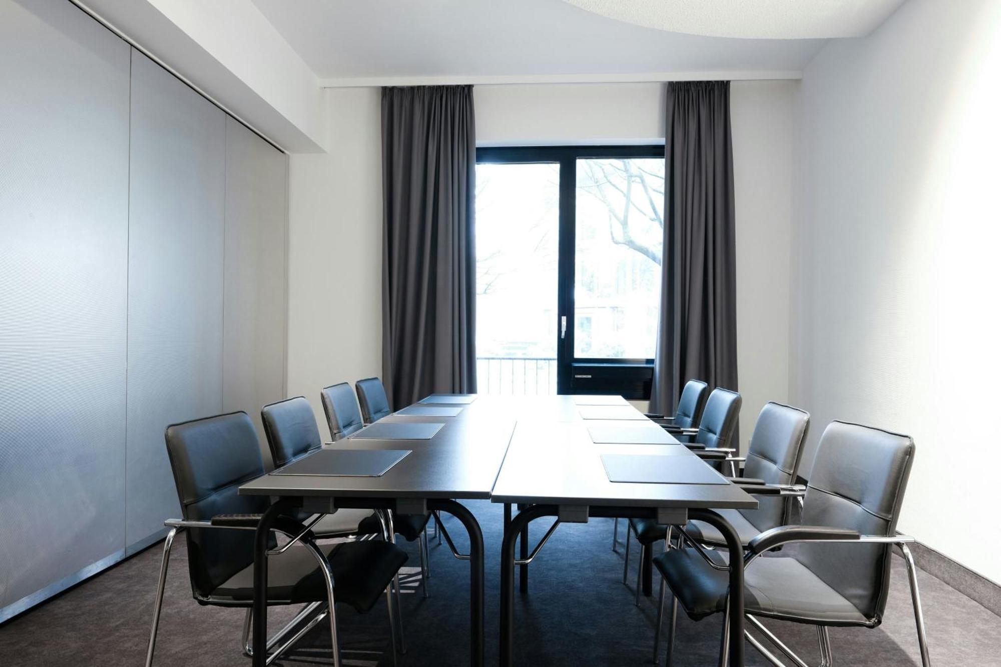 Four Ratingen Dusseldorf Airport Hotel Екстериор снимка