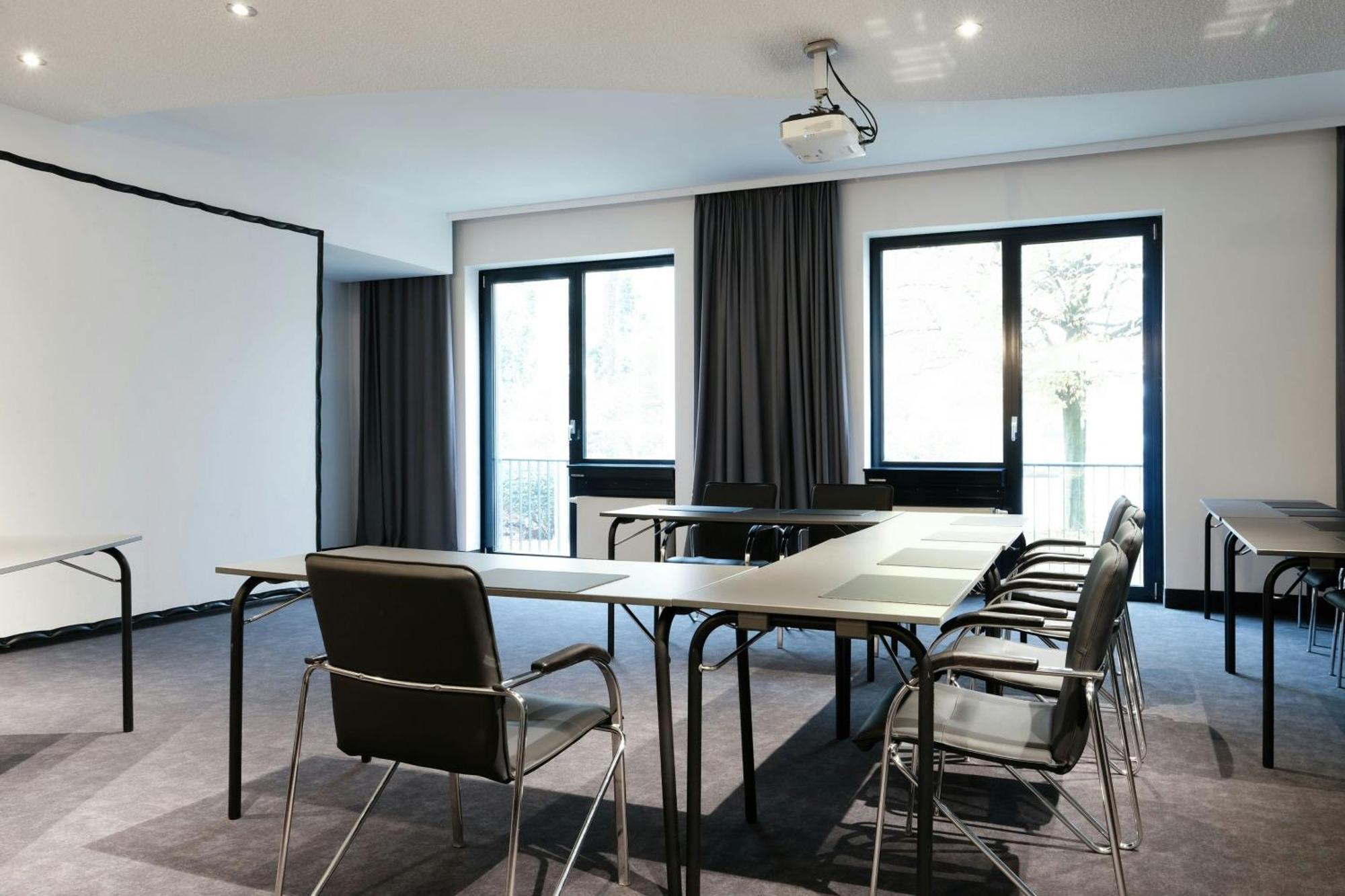 Four Ratingen Dusseldorf Airport Hotel Екстериор снимка