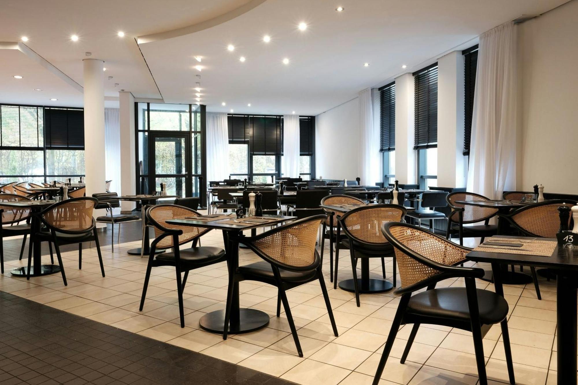 Four Ratingen Dusseldorf Airport Hotel Екстериор снимка
