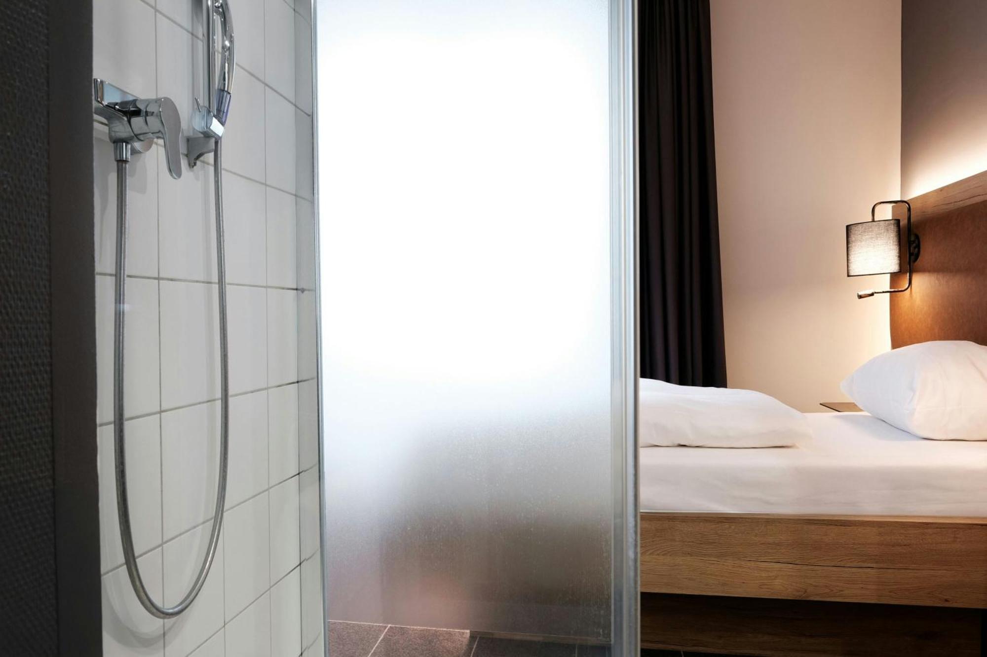 Four Ratingen Dusseldorf Airport Hotel Екстериор снимка
