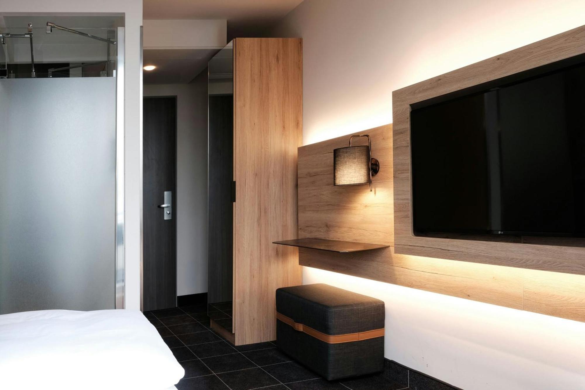 Four Ratingen Dusseldorf Airport Hotel Екстериор снимка
