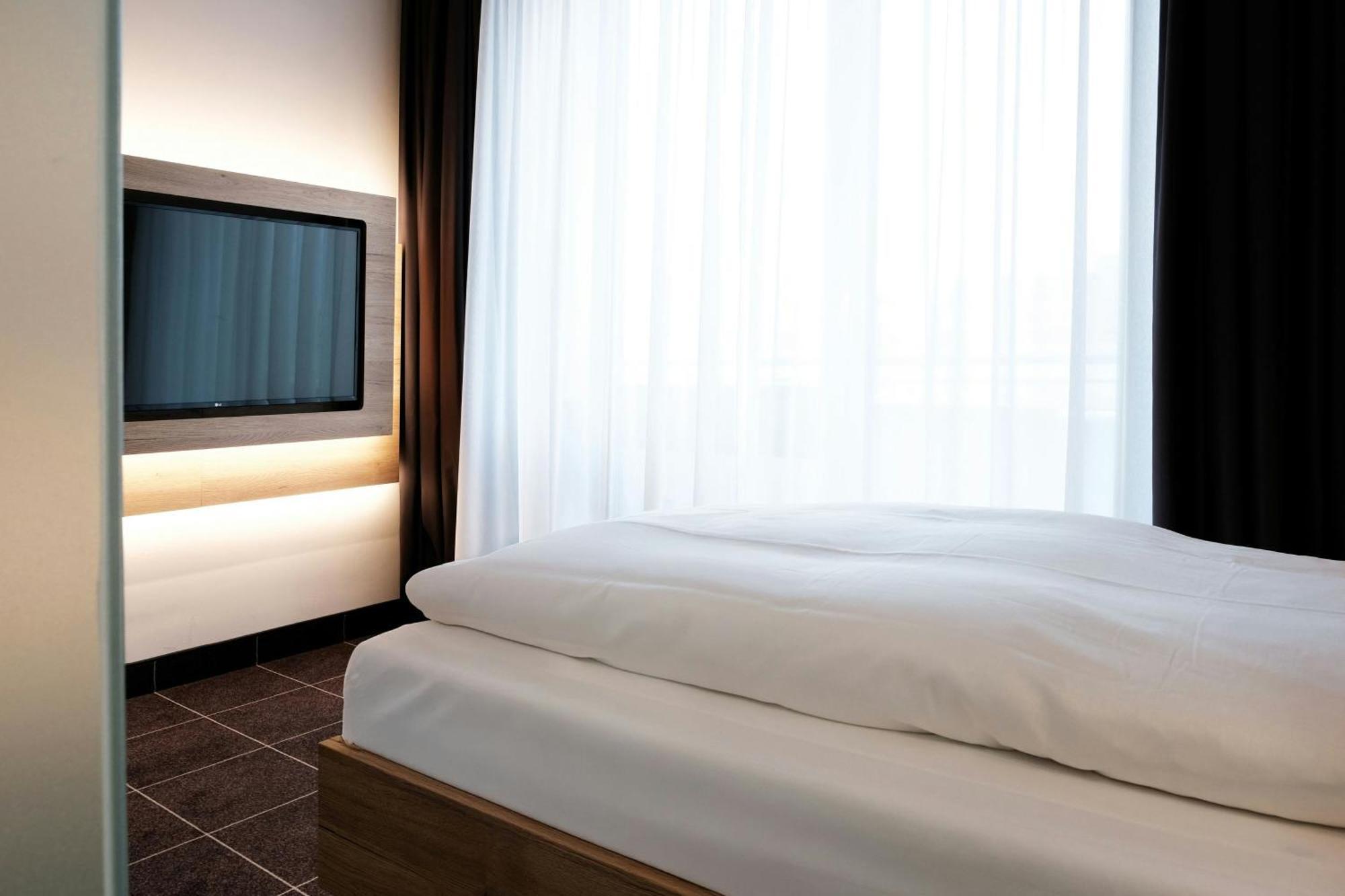 Four Ratingen Dusseldorf Airport Hotel Екстериор снимка