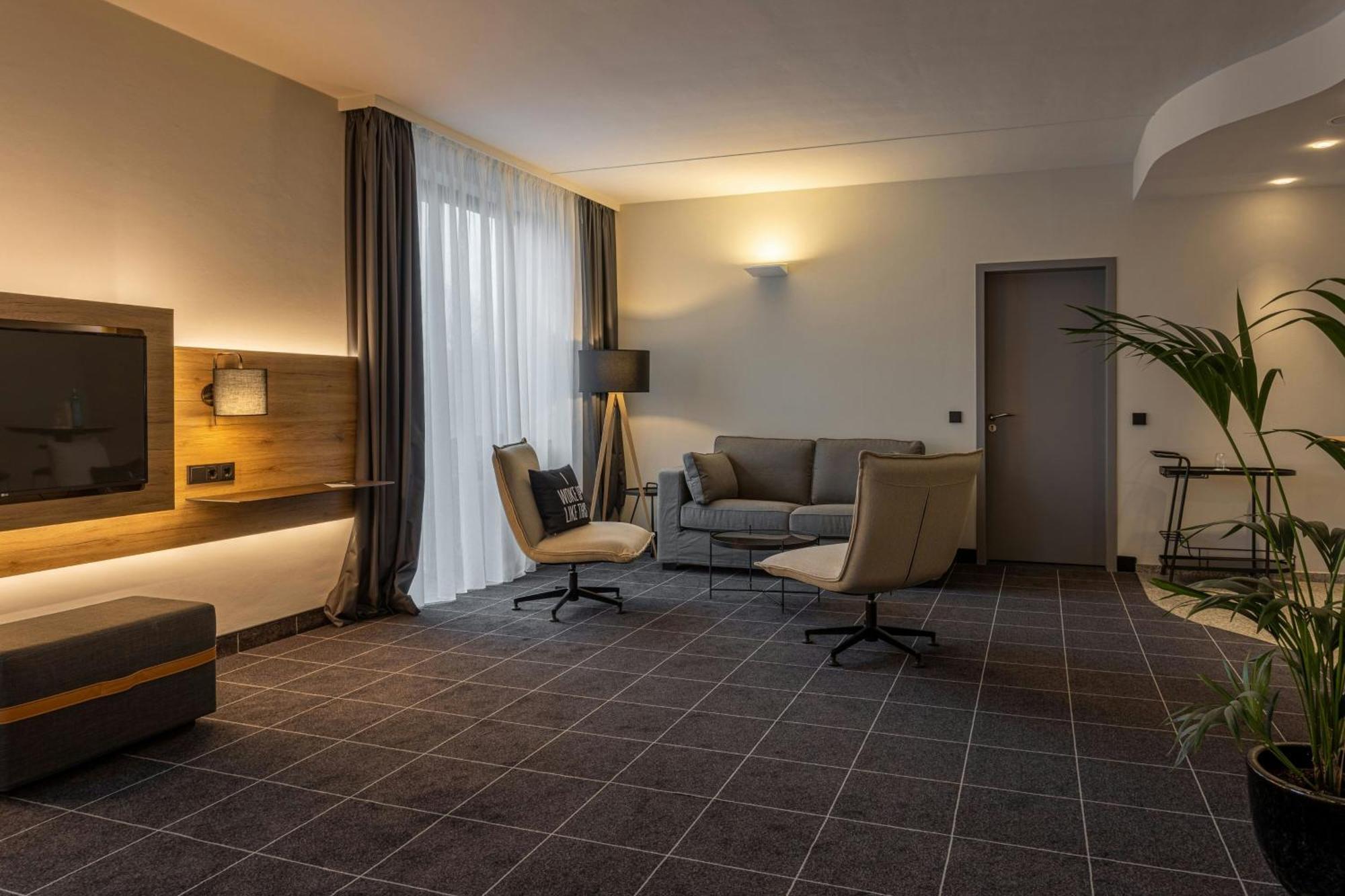 Four Ratingen Dusseldorf Airport Hotel Екстериор снимка